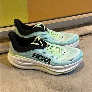 Hoka Bondi 9 Men’s Shoes - size 11.5